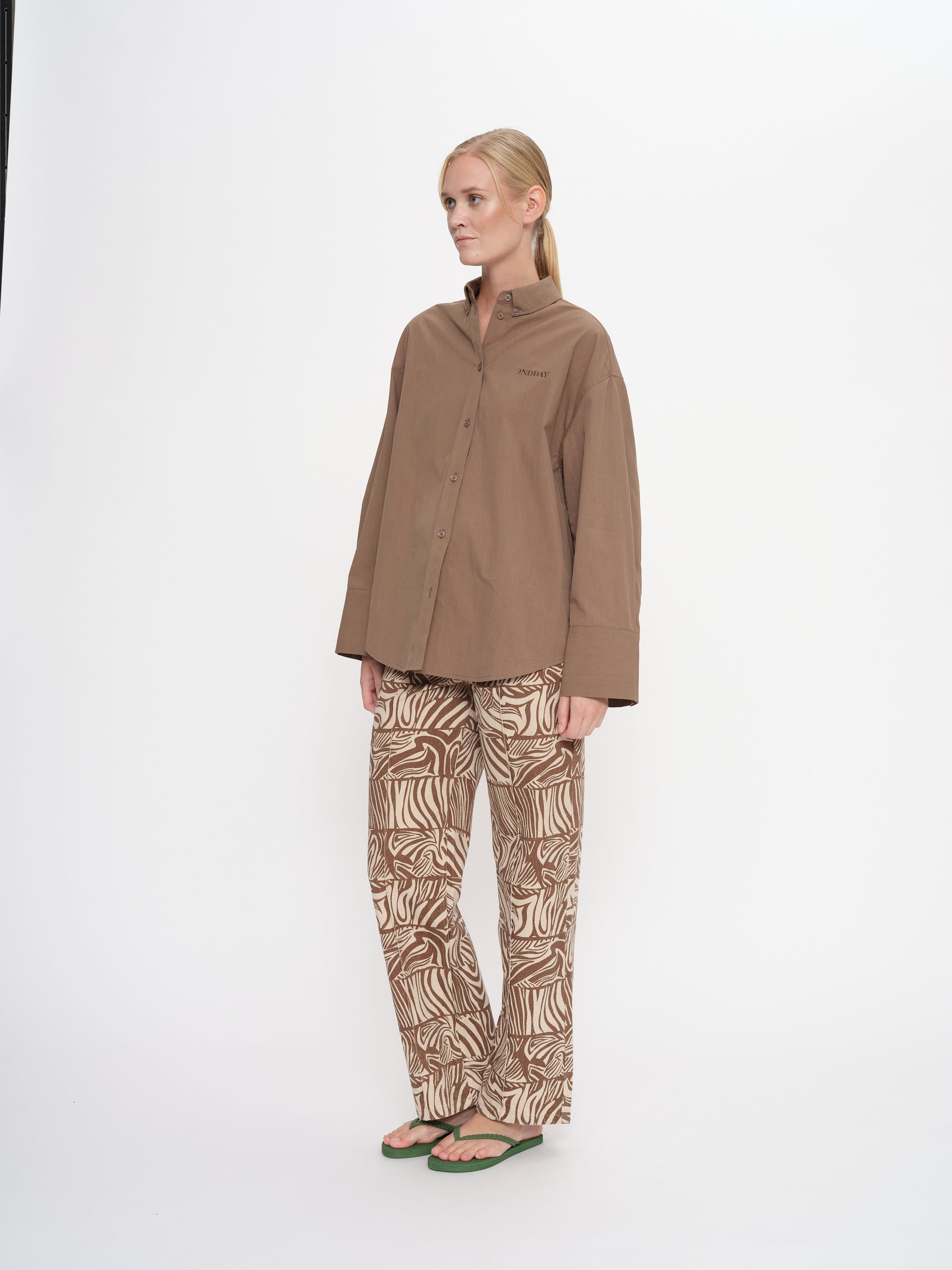 2NDDAY 2ND Clarome - Fine Crispy poplin Shirts & Blouses 181112 Walnut