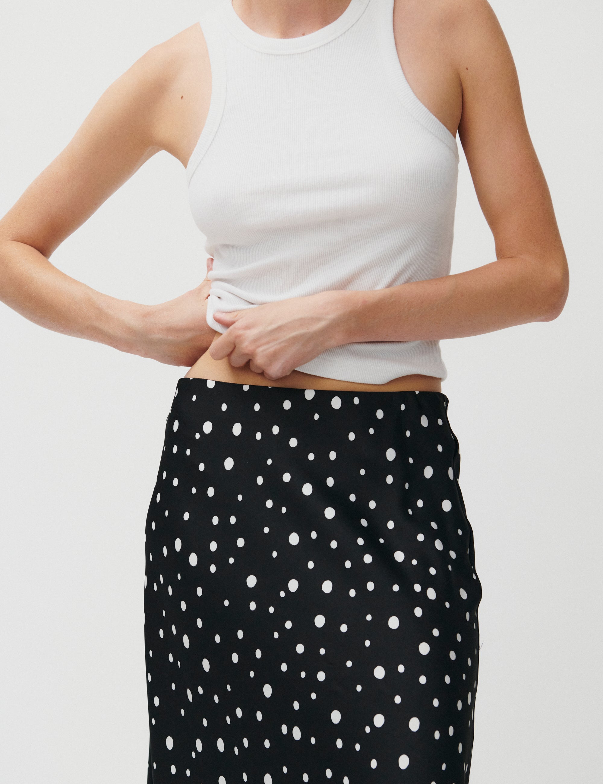 2NDDAY 2ND Cleas - Heavy Satin Skirt 420155 White Polka Dot