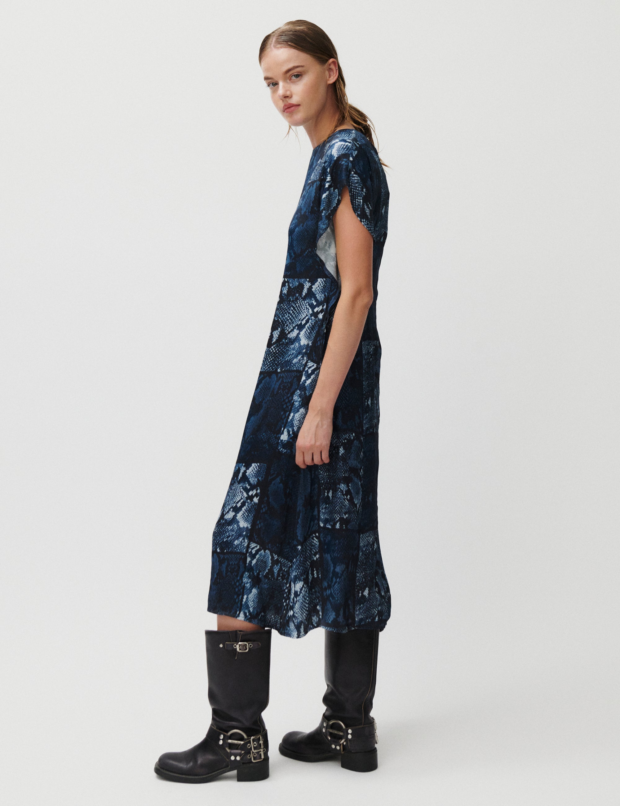 2NDDAY 2ND Patrice - Viscose Dress 420153 Ensign Blue Snake AOP
