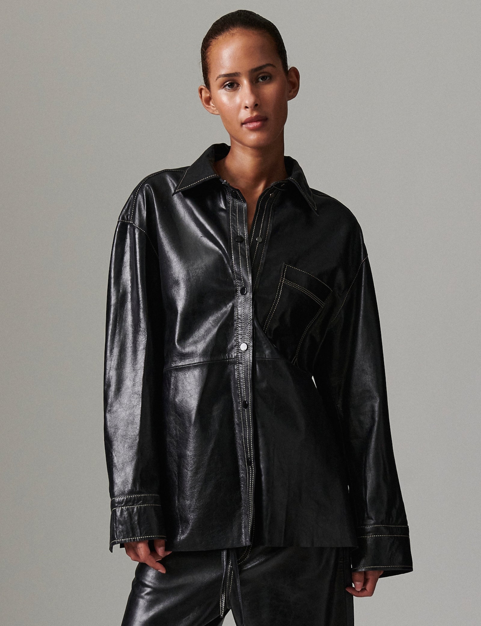 Andreas - Polished Leather - Black