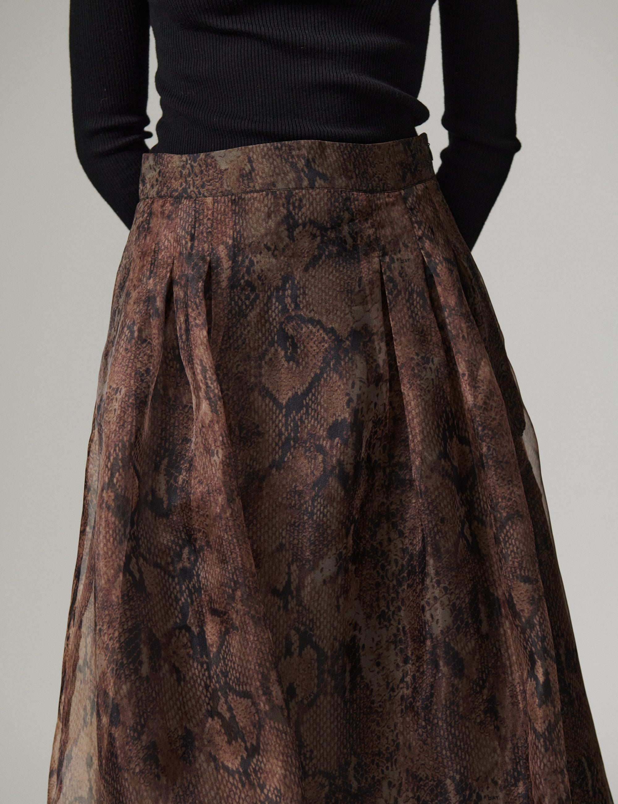 DAY Birger ét Mikkelsen DAYChai - Organza - Skirt Skirt BROWN SNAKEY