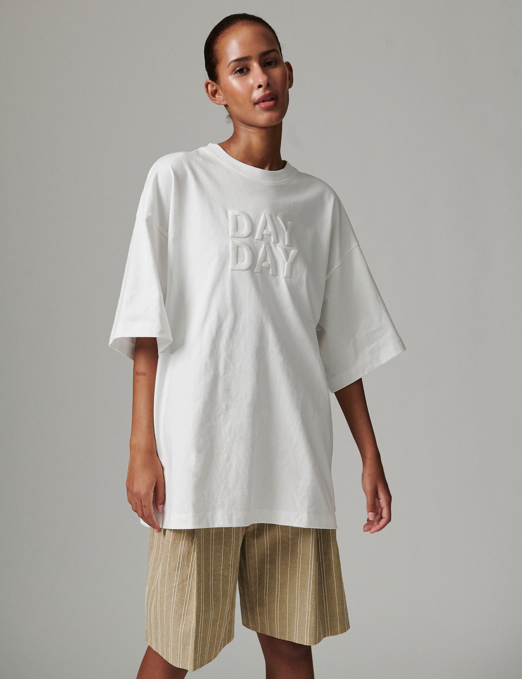 DAY Birger ét Mikkelsen Drew King embroidery - Heavy Jersey Tops & T-Shirts 110601 BRIGHT WHITE