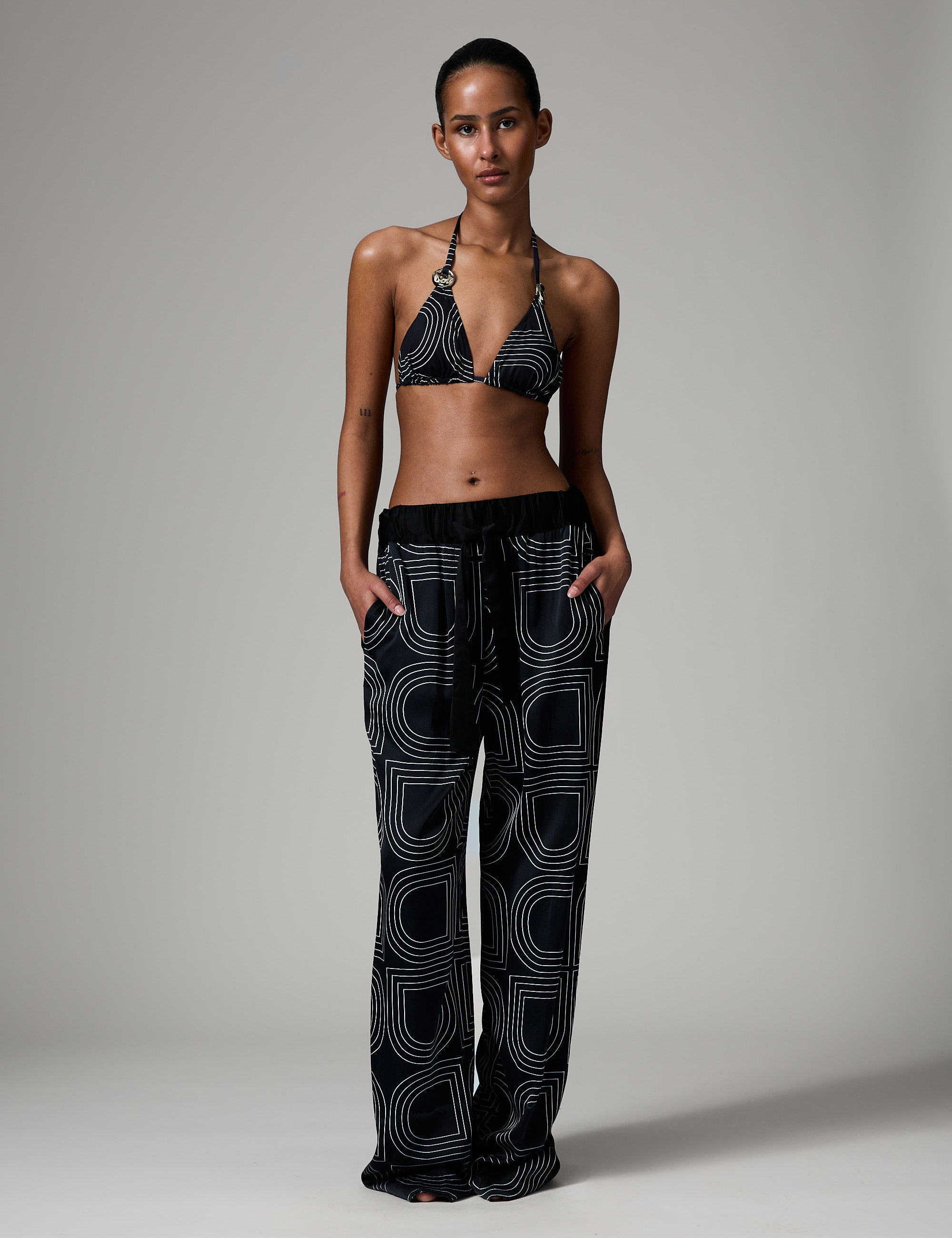 TROUSERS & SHORTS