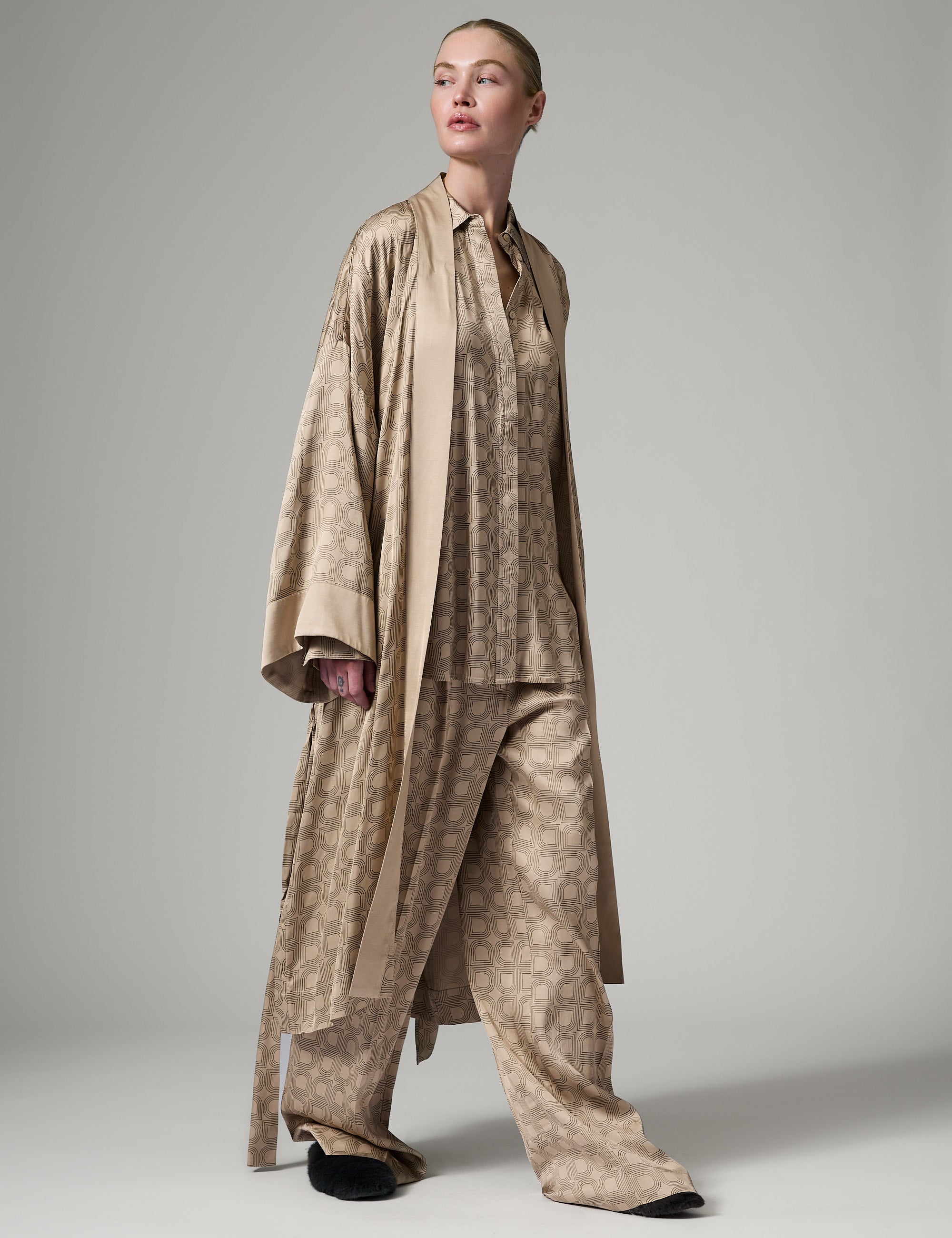 DAY Birger ét Mikkelsen Rani- Fluid Viscose Tunic 151304 HUMUS